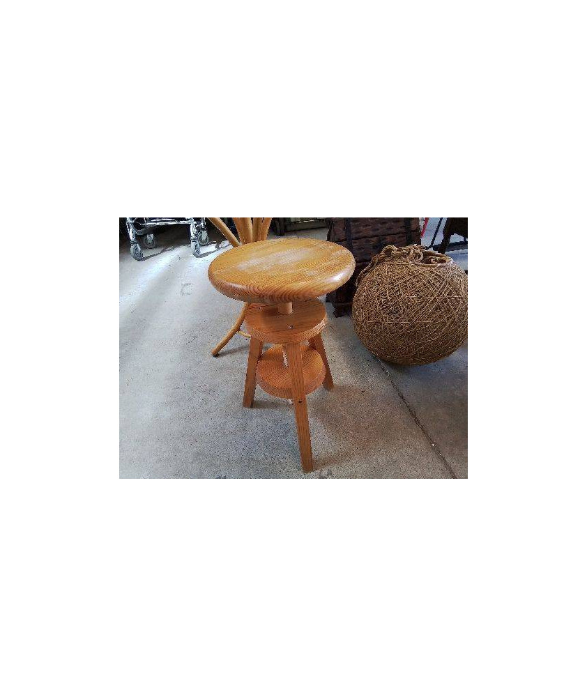 TABOURET EN PIN 