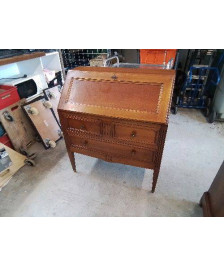 PETIT SECRETAIRE