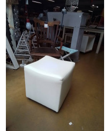 POUF A ROULETTES 