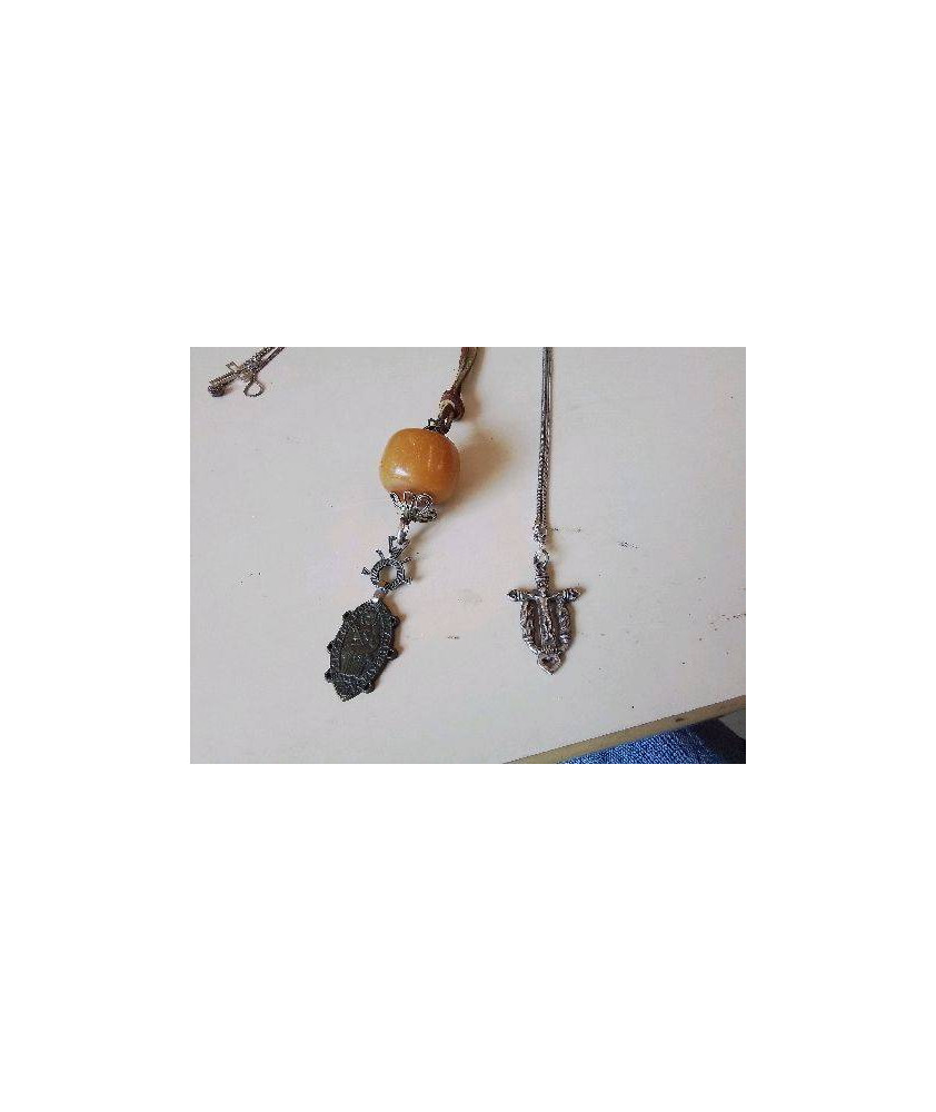 COLLIER DE RELIGIEUX 