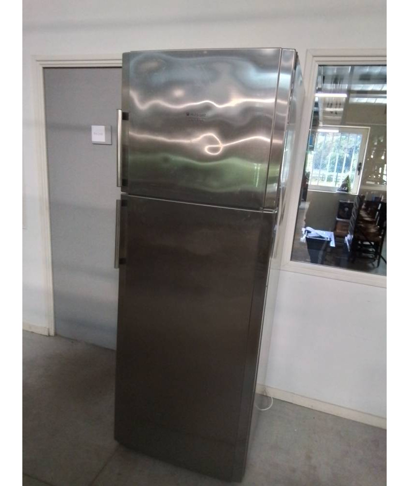 RÉFRIGÉRATEUR CONGÉLATEUR HOTPOINT ARITSON ENXTLH19322 FWL03 504L