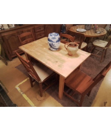 TABLE A MANGER 