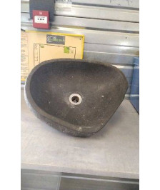 VASQUE EN PIERRE