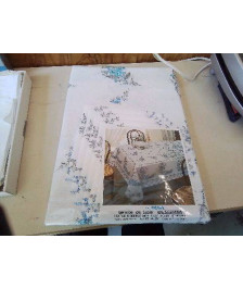 ENSEMBLE NAPPE ET SERVIETTE 6 PERSONNES