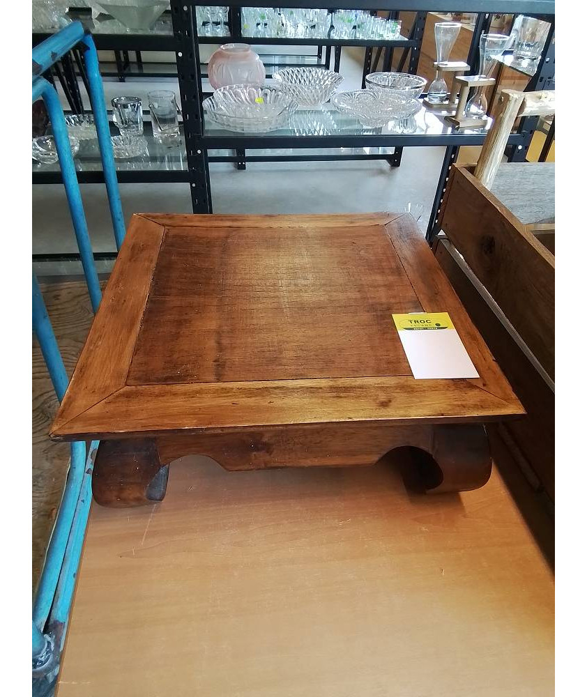 TABLE BASSE CARRÉE OPIUM 
