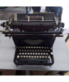 MACHINE A ECRIRE MERCEDES