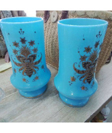 PAIRE DE VASES OPALINE BLEU