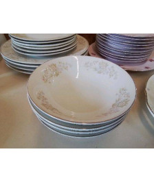 LOT DE 4 ASSIETTES À SOUPE MOTIF FLORAL 