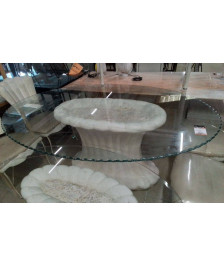 TABLE OVALE STUC