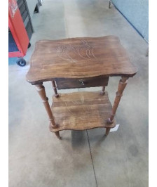 CONSOLE A COLONNES BOIS CHANTOURNÉ ET GRAVÉ 1 TIROIR 