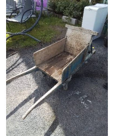 BROUETTE BOIS DÉBUT XXE