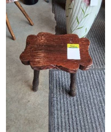 PORTE PLANTE TRIPODE BOIS CHANTOURNÉ 
