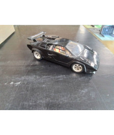 VOITURE