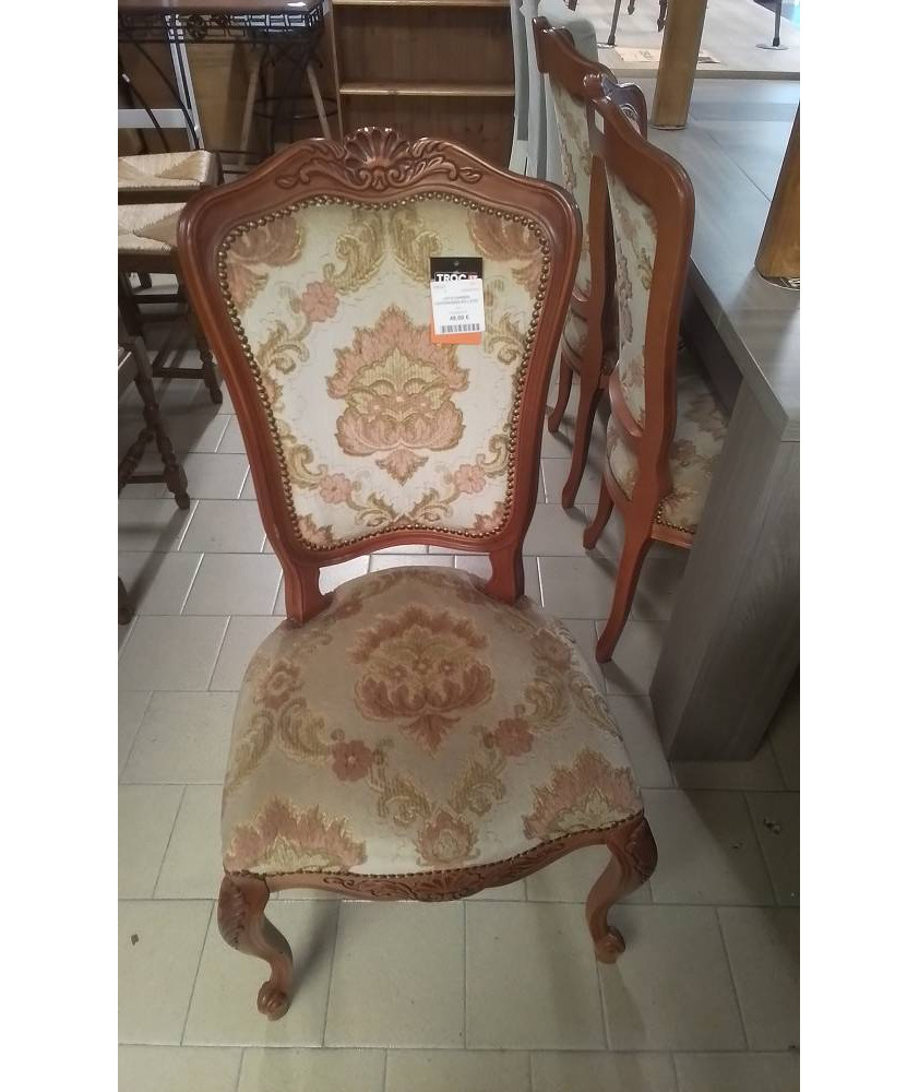 LOT 6 CHAISES CAPITONNEES EN L ETAT