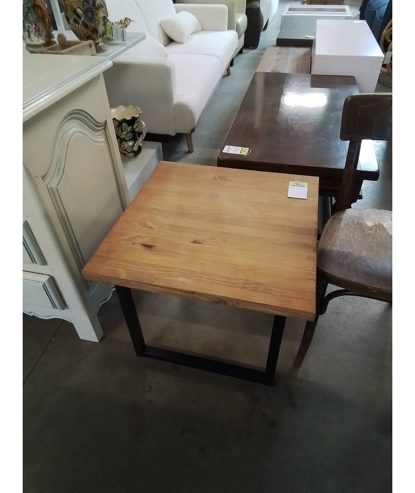 TABLE BASSE CARRÉE PIÈTEMENT MÉTAL NOIR PLATEAU BOIS CLAIR 