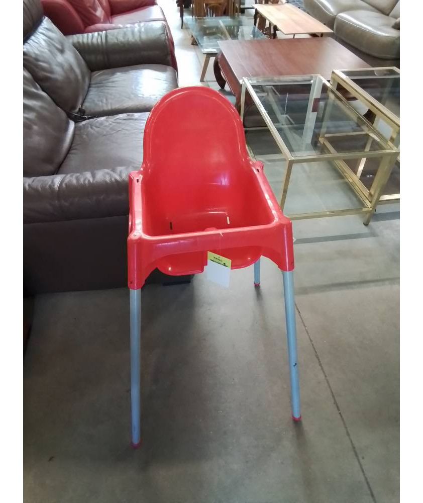 CHAISEHAUTE ENFANT RÉSINE ROUGE PIEDS MÉTAL GRIS