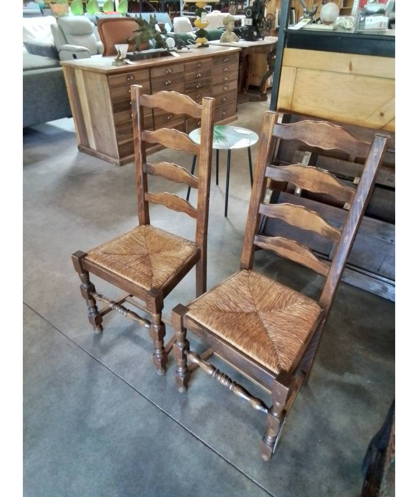 PAIRE DE CHAISES BOIS PAILLÉ A ENTRETOISE DOSSIER 4 BARREAUX 
