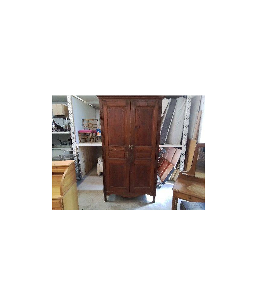 ARMOIRE EN PIN