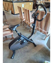 VÉLO D’APPARTEMENT ESSENTIAL 2 DOMYOS