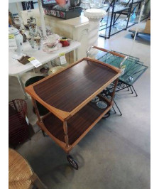 DESSERTE A ROULETTES BOIS ET FORMICA MARRON 2 NIVEAUX ANNÉES 70