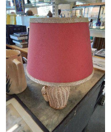 LAMPE GAINÉ RÉSINE TRESSÉE AJ ROSE