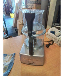 ROBOT MULTIFONCTIONS MAGIMIX CUISINE SYSTEM 4200XL AUTO