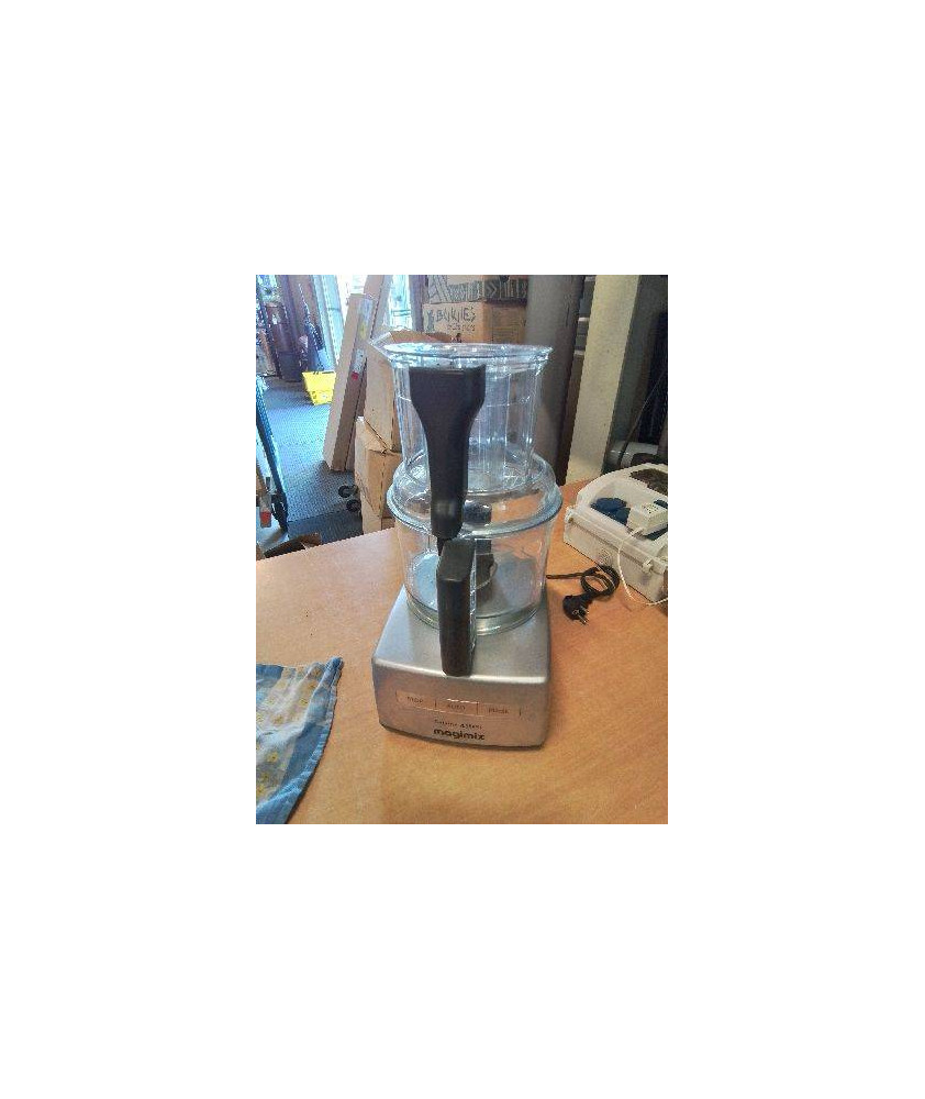 ROBOT MULTIFONCTIONS MAGIMIX CUISINE SYSTEM 4200XL AUTO