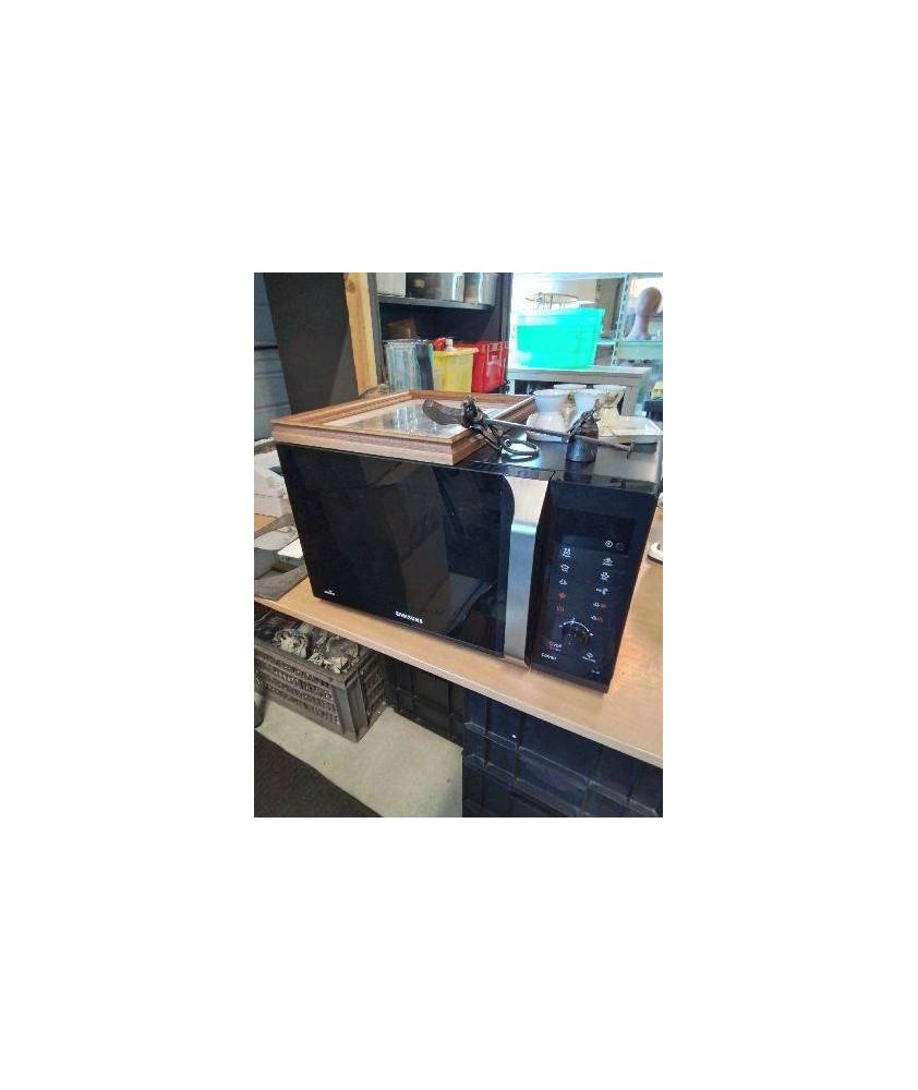 MICRO-ONDES COMBINÉ SAMSUNG CE107F