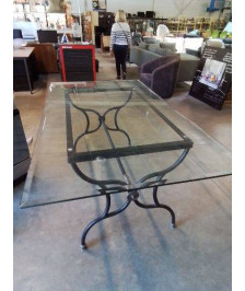 TABLE RECTANGULAIRE PIÈTEMENT FER FORGÉ NOIR PLATEAU VERRE 180X200X75CM