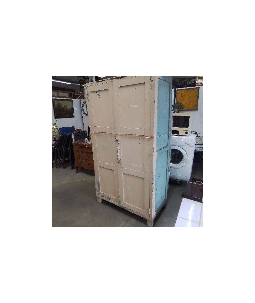 ARMOIRE PARISIENNE 