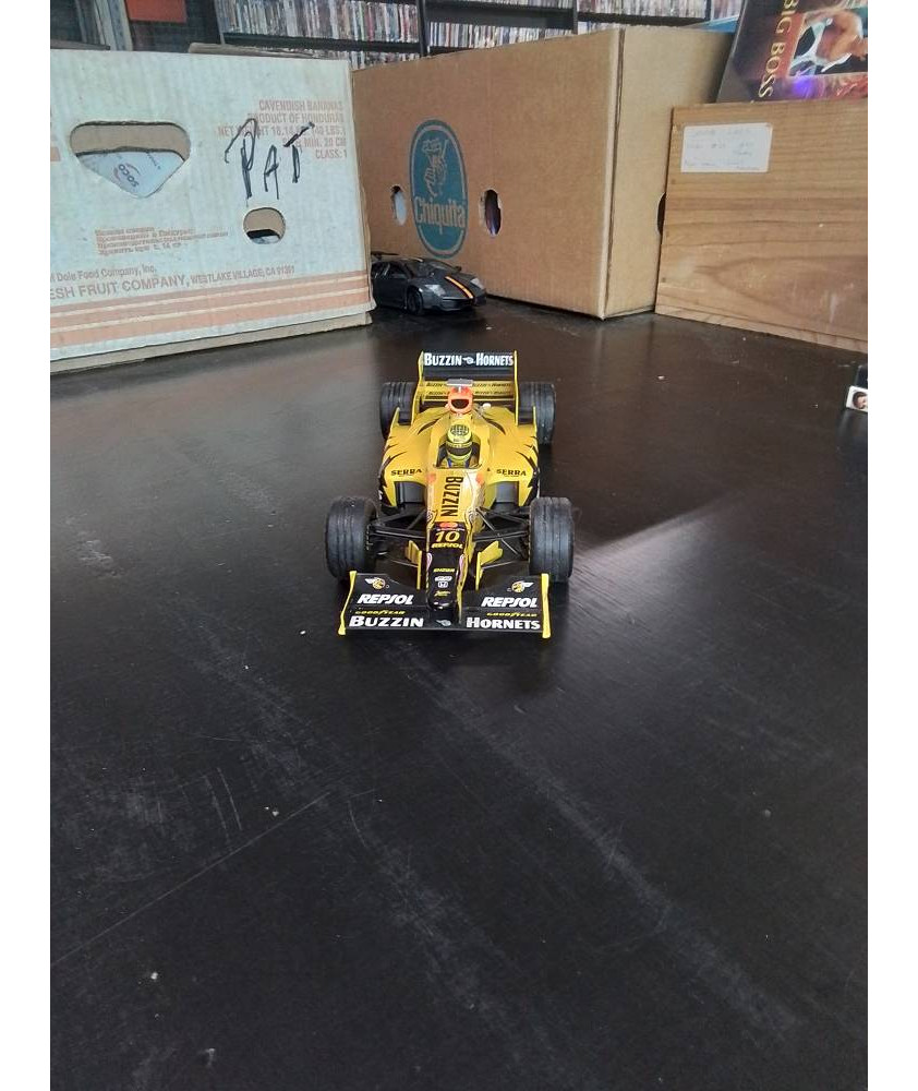 MINIATURE F1