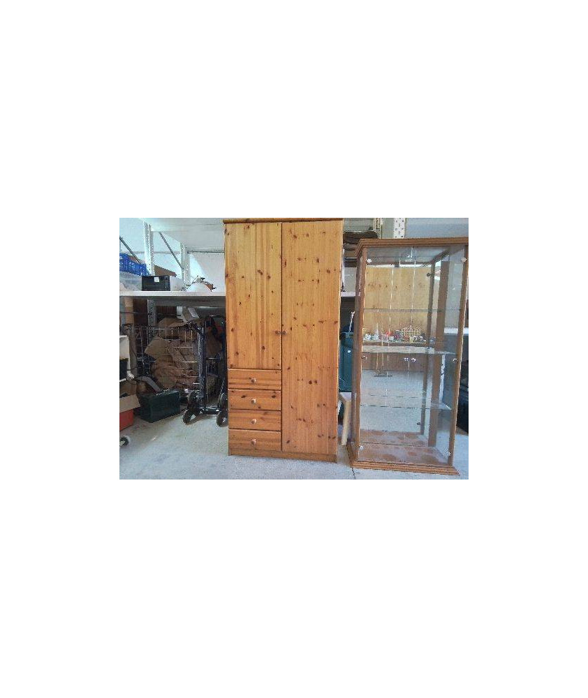 ARMOIRE EN PIN 