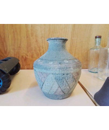 PETIT VASE EN TERRE CUITE 