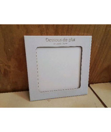 DESSOUS DE PLAT