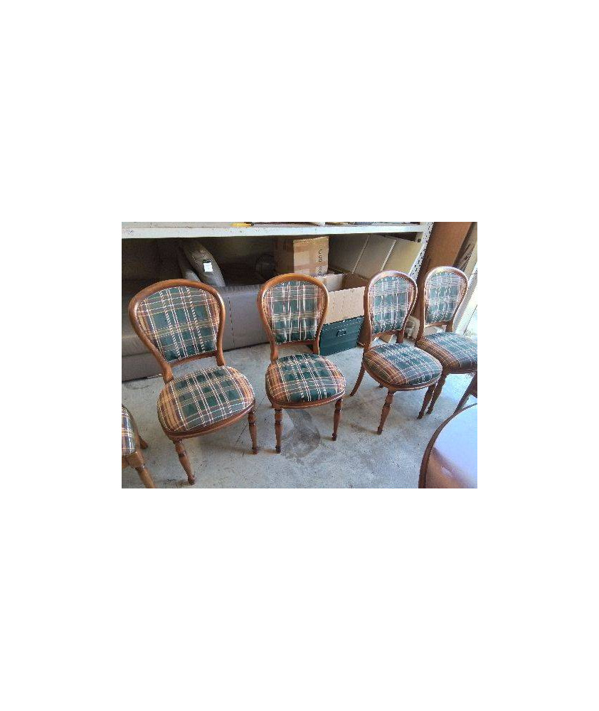 CHAISE TAPISSÉ 