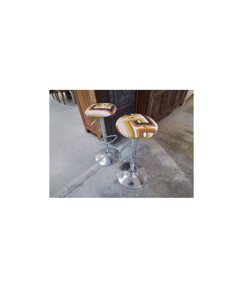 TABOURET TAPISSÉ