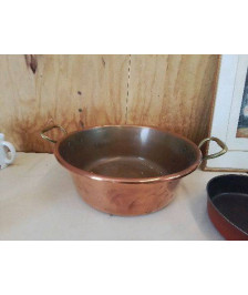 BASSINE EN CUIR