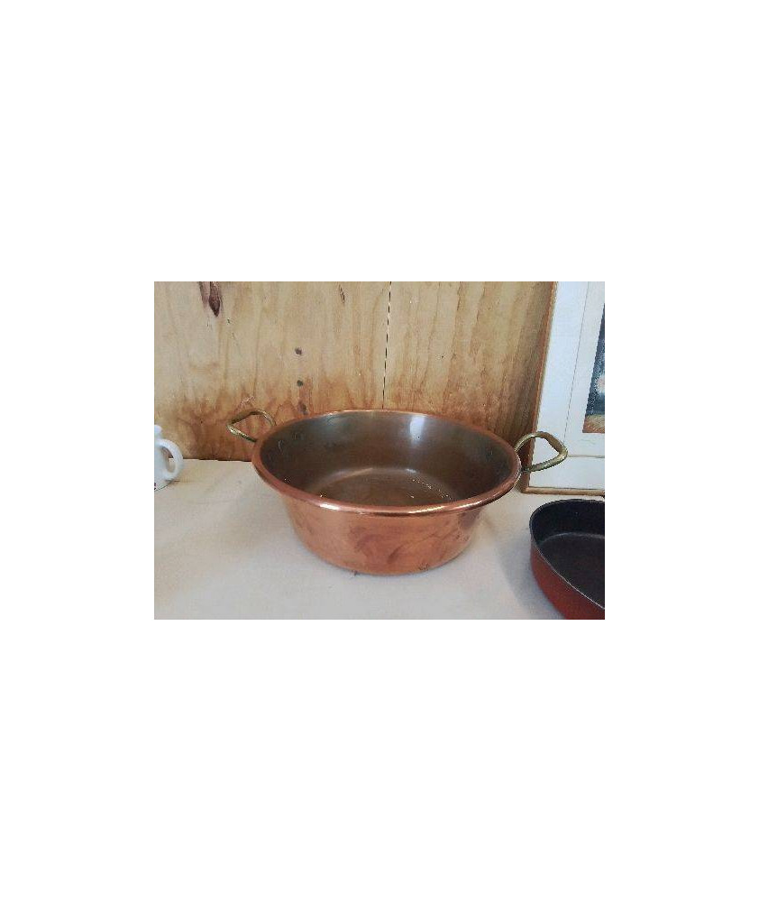 BASSINE EN CUIR