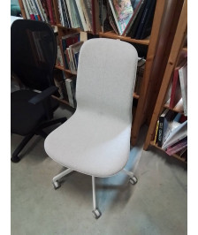 CHAISE DE BUREAU A ROULETTES PIÈTEMENT MÉTAL BLANC ASSISE TISSU TAUPE