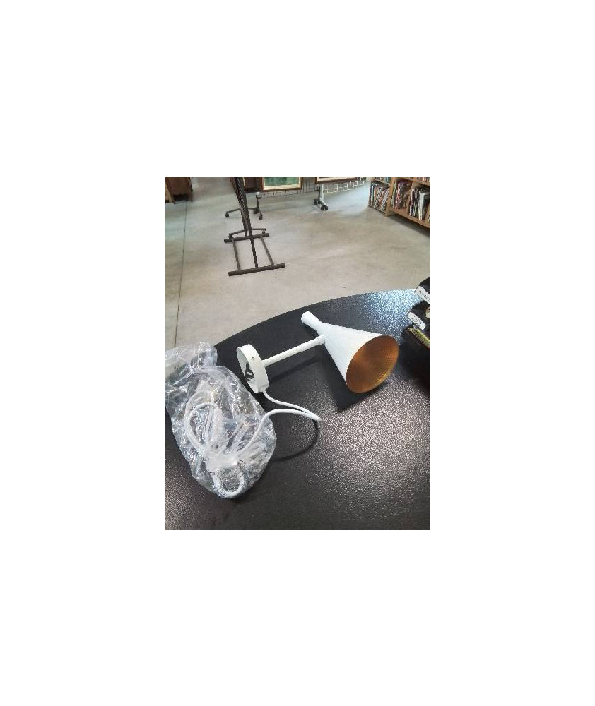 APPLIQUE MURALE ORIENTABLE AVEC INTERUPTEUR MÉTAL BLANC
