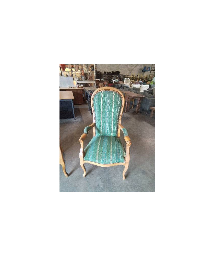 VOLTAIRE BOIS CLAIR CAPITONNÉ TISSU VERT EN L\'ÉTAT 