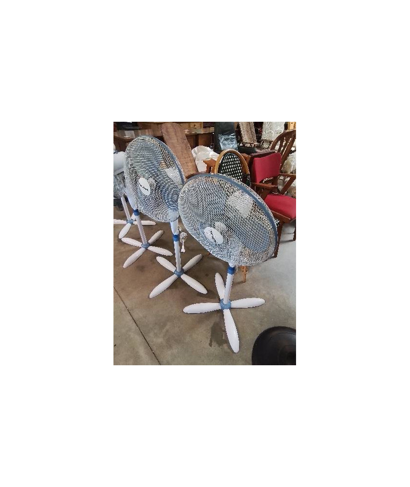 VENTILATEUR OSCILLANT RÉSINE BLANC ET BLEU HOLMES HASF17V