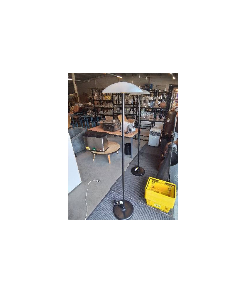 LAMPADAIRE MÉTAL ET RESINE NOIR AJ VERRE