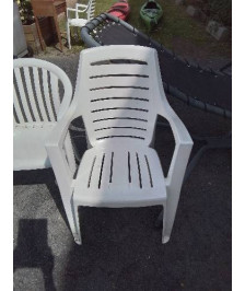 FAUTEUIL DE JARDIN RÉSINE BLANC CURVER