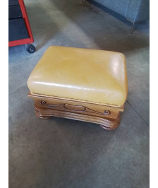 POUF COFFRE BOIS CLAIR ASSISE CAPITONNÉ CUIR JAUNE