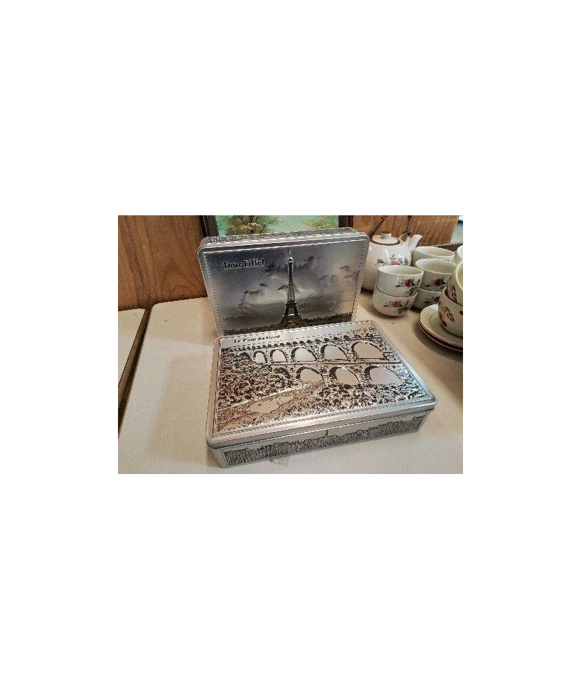 BOITE A GATEAU MONUMENT