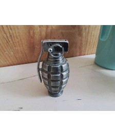 BRIQUET GRENADE 