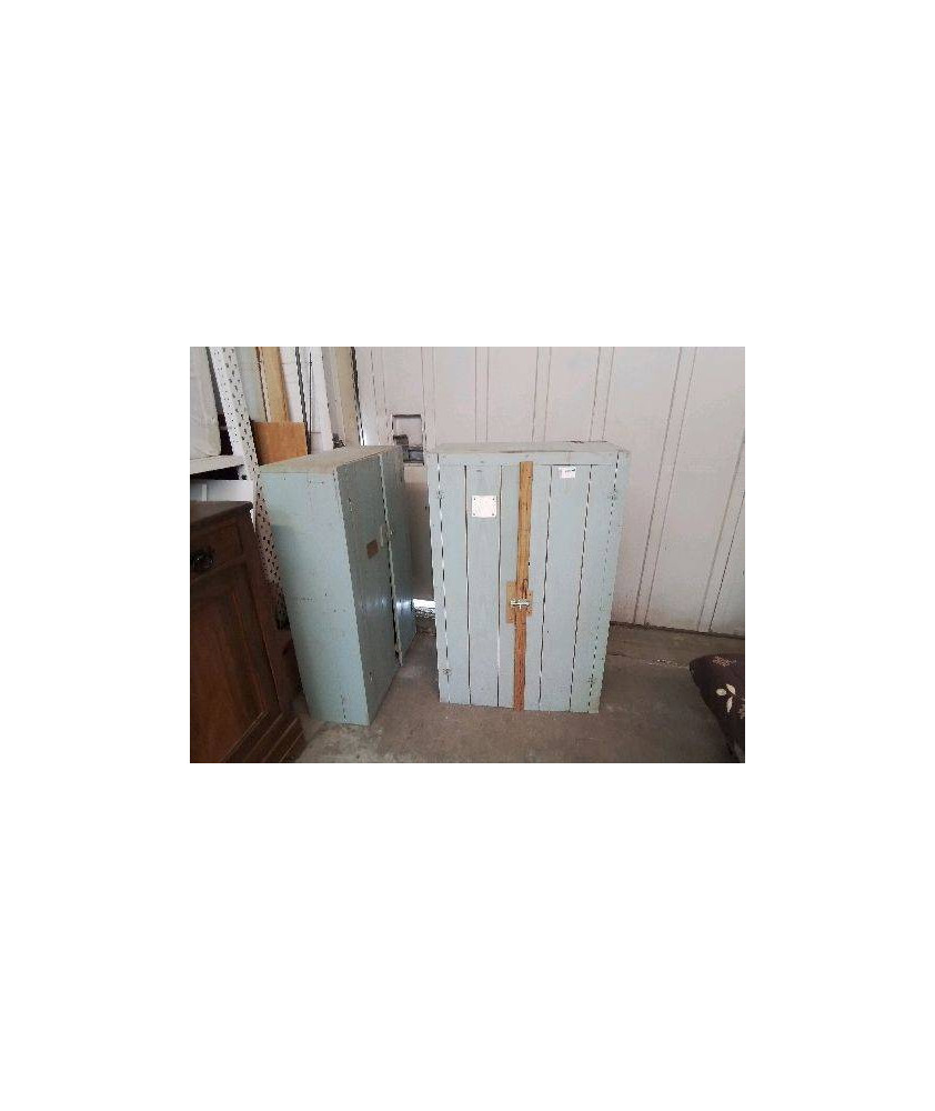 ARMOIRE DE RANGEMENT 