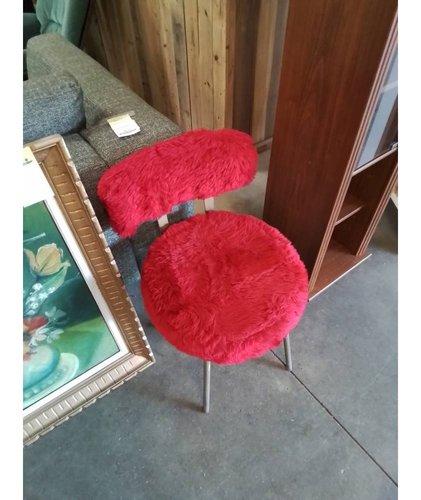 CHAISE MOUMOUTE ROUGE PIÈTEMENT METAL DORÉ ANNÉES 70