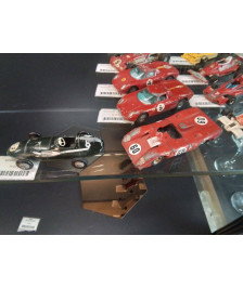 MINIATURE DINKY